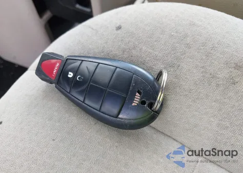 2012 Chrysler Town & Country Touring из США, поврежденный, VIN 2C4RC1BG3CR145185